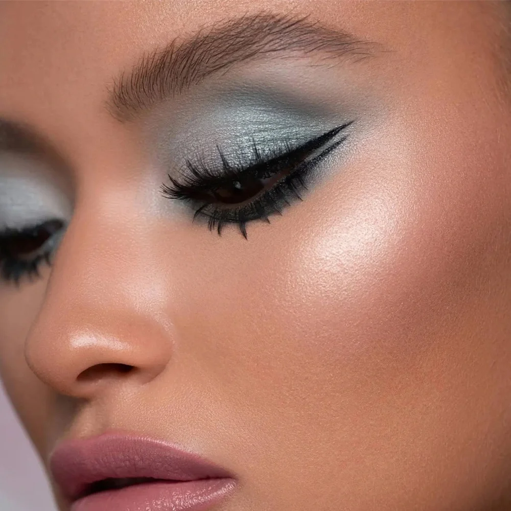 Natasha Denona- RETRO GLAM
EYESHADOW PALETTE - Picture 11 of 14